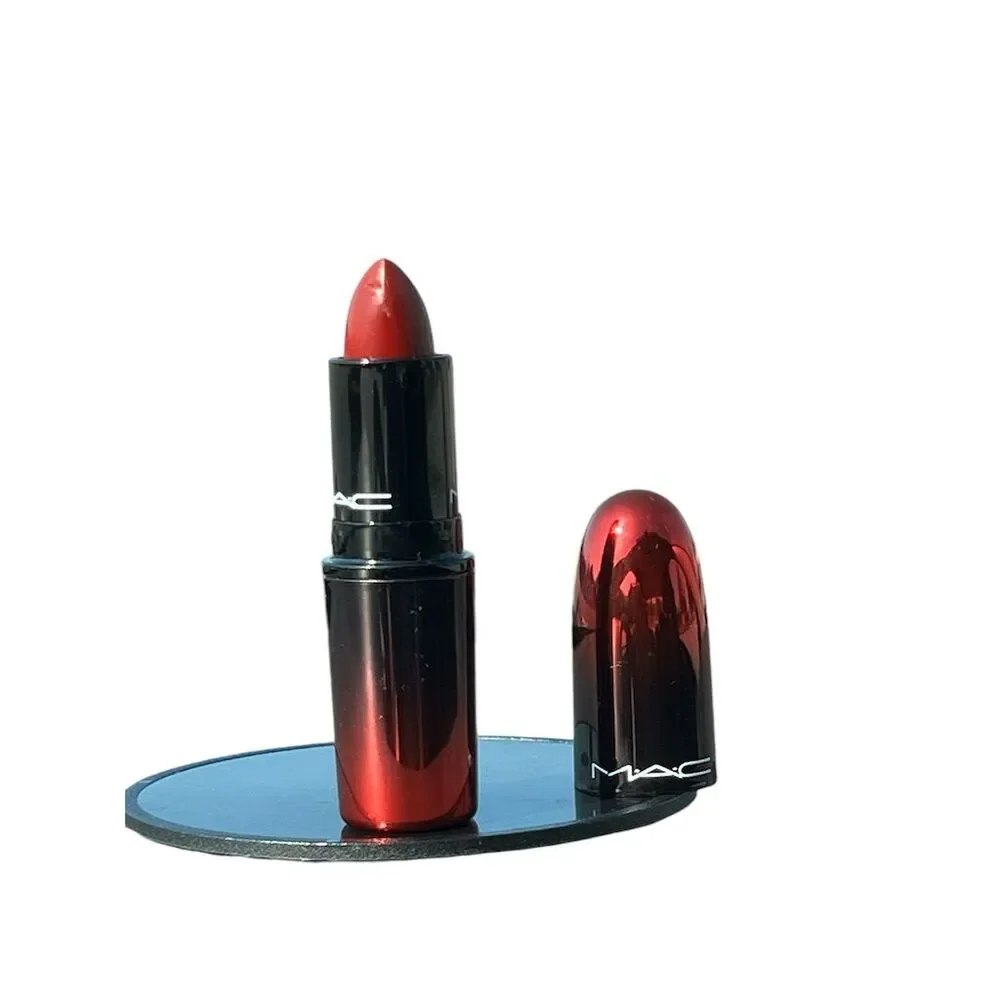 MAC Love Me Lipstick E For Effortless Satin Intense Color